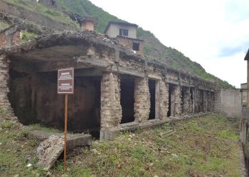 “Nëse të binte një makaron në tas, ishe me fat, dreka, në vend të makaronave, kishte oriz, darka çaj dhe kjo bëhej për ta çuar njeriun drejt vdekjes…”/ Dëshmia e rrallë e ish-të dënuarit, Gjeto Vocaj