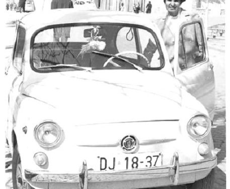 “Femrat gjakovare u shquan edhe si artiste e këngëtare dhe në teatrin amator të kohës, kanë luajtur; I. Zherrka, V. Binishi, D. Bakija, A. Kryeziu, J. Rudi, etj,…”/ Historia e panjohur e Gjakovës