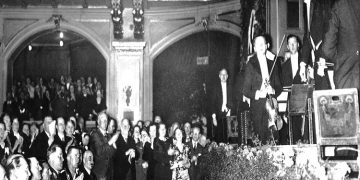 “Kompozitori bolshevik, Arseni Avramov, e deklaroi Sebastian Bachun; ‘një kriminel i madh përpara historisë, që ka deformuar dëgjimin e miliona njerëzve, pasi…”/ Libri i ri i gazetarit dhe diplomatit Bashkim Trenova