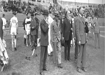 “Në kuadrin e Lojërave Olimpike, u vu në skenë pjesa ‘Loja me zare në Frankenburg’, e Eberhard Wolfgang Möllerit, porositur nga Gëbelsi, e cila ishte…”/ Libri i ri i gazetarit dhe diplomatit Bashkim Trenova