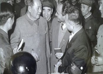 “Takimi ynë me Mao Ce Dunin u zhvillua më 16 gusht 1967 dhe zgjati plot 90 minuta, gjë jo e zakonshme për Maon, ku ai na foli me hollësi për…”/ Dëshmia e rrallë e ish-përkthyesit Myfit Mushi