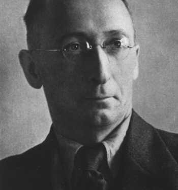 “Letërsia ruse e para Revolucionit të Tetorit, tipizohet nga nacionalizmi dhe shovinizmi rusomadh, pasi autorët rusë si Gogol, Tolstoi dhe Dostojevski…”/ Libri i ri i gazetarit dhe diplomatit Bashkim Trenova