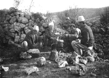 “Paaftësia e shqiptarëve për të ndryshuar individualitetin e tyre, reflektohet tragjikisht në ekzistencën e…”/ Si paraqiteshin shqiptarët në sytë e Perëndimit në fillimet e shekullit të kaluar