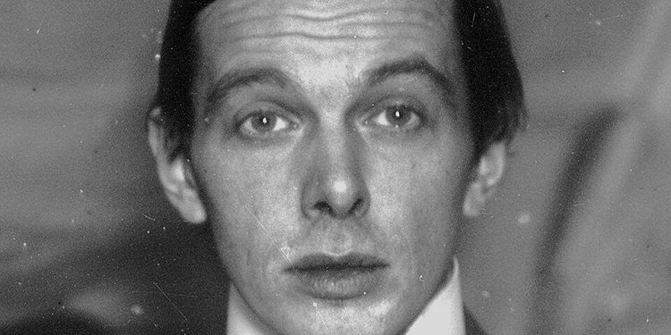 “Piktori Ferdinand Stageri, e tregon Hitlerin dhe marshimet e SS-ve, të rrethuar nga thirrjet admiruese të turmave, por gjatë Rajhut III-të…”/ Libri i ri i gazetarit dhe diplomatit Bashkim Trenova