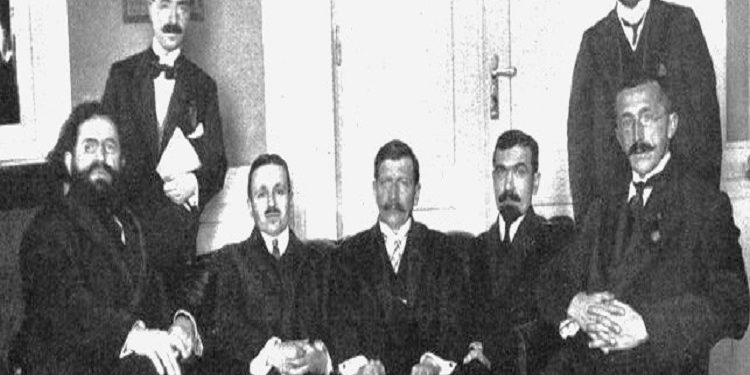 “Në 1931-in, kur Fan Noli hyri në territorin amerikan, Konica njoftonte Departamentin e Shtetit se; ‘Noli ka hyrë me emër të rremë ose me pasaportë të falsifikuar …”/ Ana e panjohur e dy kolosëve të letrave shqipe