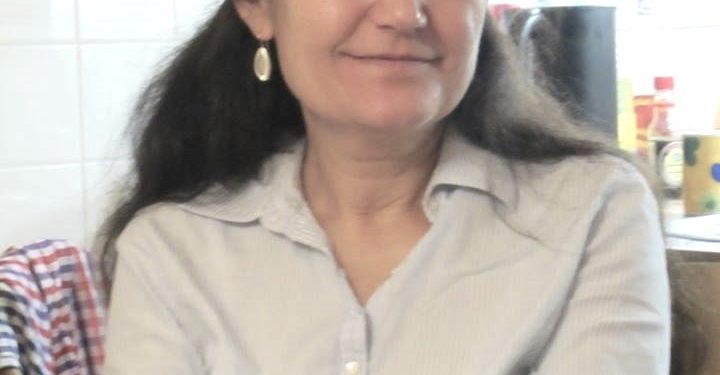 “Herën e dytë që erdha në Shqipëri në ’89, atmosfera kishte ndryshuar pak, por vazhdonim të ndiqnim…”/ Dëshmia e rrallë e përkthyeses gjermane, si survejohej nga Sigurimi Shtetit
