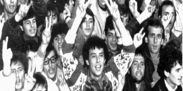 “Ndryshe nga Bajram Kosumi dhe Hydajet Hyseni, pjesëmarrës dhe organizatorë të demonstratave të 1981-it, M. Bakalli dhe A. Vllasi, pasi ’91-it, pretendonin se…”/ Ana e panjohur e ngjarjeve që tronditën Beogradin