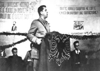 “Në Kongresin e Paqes në Helsinki, Schoeman, foli kundër metodave që u përdorën ndaj delegacionit shqiptar…”/ Zbulohet korrespodenca e Enverit me filozofin anglez Berntrand Rasëll, në ’66-ën