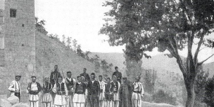 “T’perhapet ‘Albania’ sidomos në Shkodër e, jo vetem nder katolikë, por edhe nder zotnitë tjerë e, punet e Shqyperisë shpejt kishin me…”/ Letra e panjohur e Konicës për At Pashko Gjadrin në vitin 1906