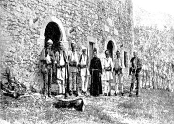 “Drejtori i Përgjithshëm i Arsimit, Luigj Gurakuqi, me emërimin e At Nikollë Kolaj, mësues, ligjëroi zyrtarisht hapjen e shkollës në…”/ Historia e panjohur e shkollës së parë shqipe në Nikaj-Mërtur