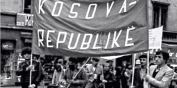 “Mund të botohen artikujt që po përgatit Aleks Buda dhe shkrimi i Ismail Kadaresë që lexova ishte shumë më i mirë se i grupit të profesorëve, por Perëndimi nuk po…”/ Biseda e Enverit me Ramizin, 13 maj ‘81