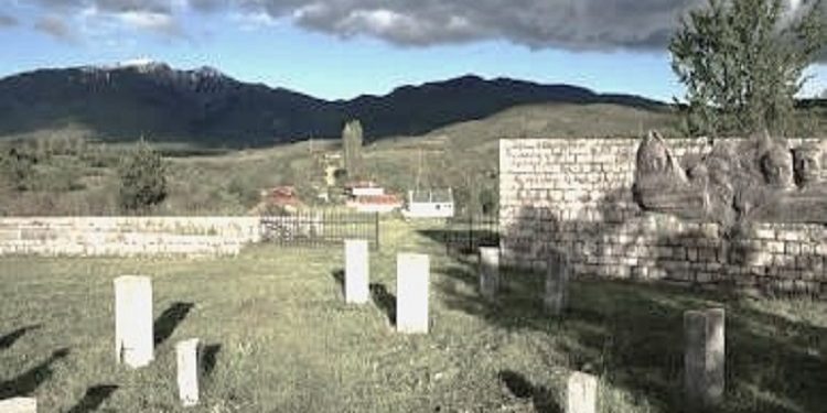 “Përball gjermanit erdhi një nga burrat e fshatit, emigrant që sapo ishte kthyer nga SHBA-ës, të cilin nazisti e pyeti; a ka partizan këtu…”/ Dëshmia e rrallë e të mbijetuarit të Masakrës së Borovës, korrik ‘43