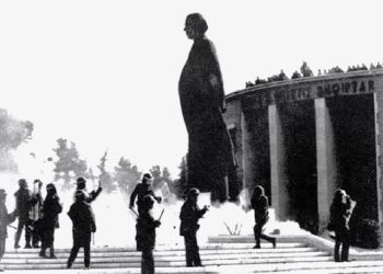 “Vërtetë komunistët e fituan luftën, por më pas ata u kthyen në një bandë vrasësish, ashtu siç e kishte parashikuar edhe Sejfulla Malëshova në fund të luftës, i cili tha…”/ Refleksionet e Bashkim Shehut