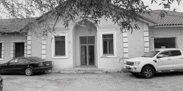 “Në katin e parë të Poliklinikës Qendrore ishte dhe sektori që i shërbente trupit diplomatik në Tiranë, ku ndihmësmjeku Engjëll Sala dhe dy infermieret shkonin…”/ Dëshmia e rrallë e Dr. Malo Mingës
