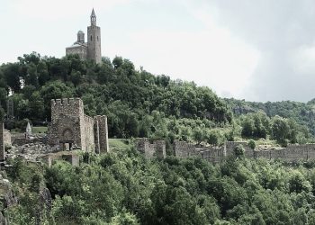 “Ushtarët osmanë plaçkisnin fshatrat, pllajat e malet dhe kapën çdo mashkull e femër, ua dogjën fshatrat dhe shtëpitë e…”/ Historia e panjohur e fshatrave shqiptare që gjenden sot në Bullgari