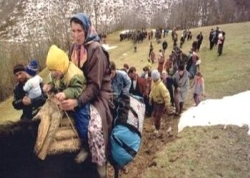 Në tetor ‘99, në një nga ish-bazat e shtabit komandues të bandave kriminale serbe, u gjet një listë me emra të formacioneve ushtarake që vepronin në Drenicë, si…”/ Ana e panjohur e krimeve serbe në Kosovë