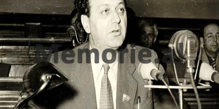 “Në takimin që pata unë dhe Shuteriqi me djalin e Kristoforidhit, ai na tregoj letrën që kishte përgatitur për Harry Fultz-in, ku thuhej se…!”/ Raporti i prof. Zini Sakos për Komitetin Qendror të PPSh-së, mars ‘62
