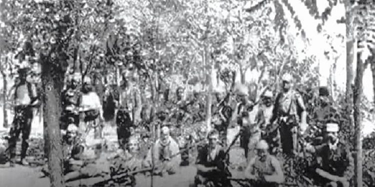 “Kur Esat Pasha i dërgoi fjalë që të vihet në krye të lumjanëve e, të luftojë për të, pasi shpërblimi do të ishte mjaft i madh, Islam Spahia i tha; or pizeveng, s’blihet shqiptari …“/ Historia e panjohur e patriotit të famshëm