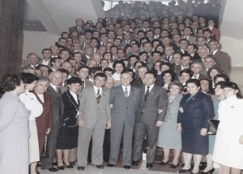 “Politika s’bëhet me inat, pasi që nga koha e luftës në SHBA-ës kanë ndryshuar 15 administrata, por me këtë s’dua të them se do vendosim marrëdhënie me…”/ Fjala e Ramiz Alisë në Byro, 25 dhjetor ’89