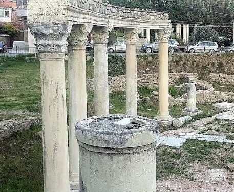 “Në letrën që ia dërgoi gruas së tij Terentia dhe vajzës Tullia, ai shkruante; erdha në Durrachium, sepse është një qytet i lirë, njerëzit këtu janë…”/ Historia e panjohur e Ciceronit me “Tavernën e Adriatikut”