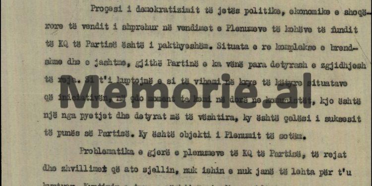 “Bëhen rite fetare në Dhërmi e në Himarë, vendosen kryqe, turistët që vijnë janë të asfalisë greke, por shoku Dhimitër Çili nuk…”/ Raporti sekret i Halil Haskos nga Vlora për Ramiz Alinë, 20 shtator 1990