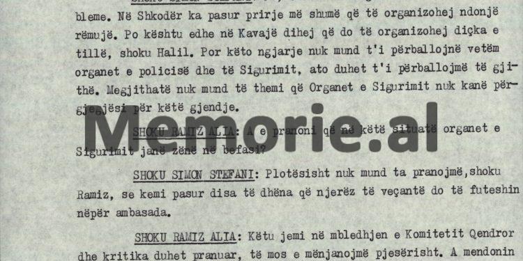 “Gjashtë punëtorë të minierës së Valiasit futen me kamion në ambasadën italiane, po kështu te gjermania 30 veta njëherësh, kurse Sigurimi i Shtetit, na thotë se…”?! / Debatet e Ramiz Alisë në plenum, 7 korrik ‘90
