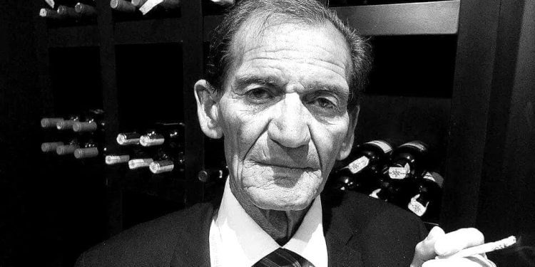 “Profesor Shuteriqi ishte një personalitet i talentuar, ai mbartte një univers të pashterueshëm në disa fusha akademike, shkrimtar me kulturë të gjerë kombëtare dhe europiane…”/ Kujtimet e “Lasgushit të Bregut”