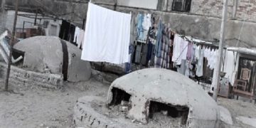 “Pas 10 vjetësh qeveria komuniste e Enver Hoxhës të paktën 10 për qind e popullsisë e ka futur në burgje e kampe përqendrimi e pune të detyruar, si ‘armiq të popullit’ dhe…”/ Dokumentet sekrete të CIA-s