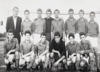 “For the match with ‘Ajax’ I made a pair of gloves out of fur, I covered them with the plastic of ping-pong rackets, but when the Dutch goalkeeper saw me…”/ The rare testimony of the former “keeper” of the “17 November” goal