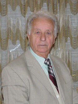 “A jeton me këtë situatë Marash Hajati, që në ‘Zëri i popullit’, vë lajmin se në Zvicër kërkohet fuqi punëtore, apo se presidenti Mlladenov i Bullgarisë…”/ Fjala e Ramiz Alisë dhe debatet në Plenum, 6 korrik ‘90