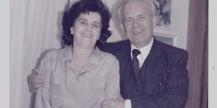 “Në mjedise private të Kosovës, Schwandner-Sievers kishte ndeshur një Tito-nostalgji të ngjashme me atë të kombeve dhe etnive të tjera, ish-jugosllave…”/ Refleksionet e mbesës së Fadil Hoxhës