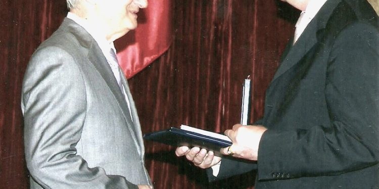 “Zemra nuk plaket nga mosha, por nga mungesa e lëvizjes dhe…”/ Refleksione mbi estetikën e ligjërimit të Prof. Dr. Spiro Qirko