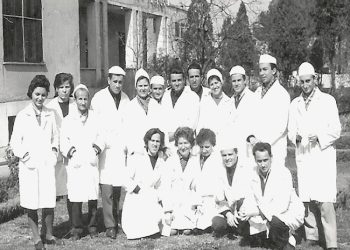 “Zemra nuk plaket nga mosha, por nga mungesa e lëvizjes dhe…”/ Refleksione mbi estetikën e ligjërimit të Prof. Dr. Spiro Qirko