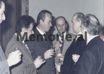 “Në një bisedë me Zhoa Amazonas, i fola edhe për problemet e naftës në vendin tonë dhe kompanitë e huaja që janë ofruar, por ai…”/ Zbulohet dokumenti me fjalën e Ramiz Alisë në Byro, 6 qershor ‘89