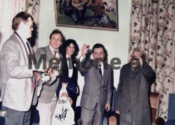 “Populli i Tropojës kishte dëshirë dhe ma ka lanë porosi për t’ju a transmetuar juve, shoku Ramiz, që të bëni një vizitë në këtë rreth, pasi…”/ Zbulohet proces-verbali i mbledhjes së Byrosë, 6 qershor 1989