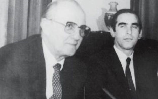 “Pse lejohet Lenka Çuko të ketë vilë me pishinë, serë, terren sportiv etj., po Qirjako Mihali, që pas dasmës së madhe e dërgoi çiftin në Zvicër…”?! / Zbulohet letra për Ramiz Alinë, 15 shtator 1990