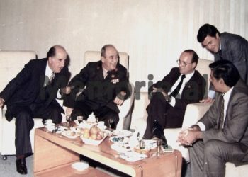 “Jam dakord me mendimin e shokëve që të dal në pension, por në shtypin e huaj fliter për mua e për shokun Adil, si ‘kundërshtar i shokut Ramiz’…”/ Debatet e Manush Myftiut në plenum, 7 korrik ‘90