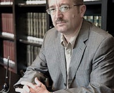 “Një nga ‘privilegjet’ që Zamputi i ri gëzonte, ishte të trokiste pothuaj çdo ditë në mëngjes te dera e dhomës së Dom Ndreut dhe…”/ Dëshmia e rrallë e studiuesit të njohur