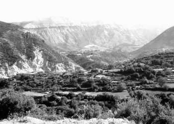“Mehmet Shehu e Hysni Kapo, me forcat që komandonin, filluan veprimet luftarake me sulmin ndaj Dukatit…”/ Historia e panjohur e masakrës ndaj fshatit “Ballist” në nëntor ’43, e njohur si “Nata e Shën-Bartolomeut”