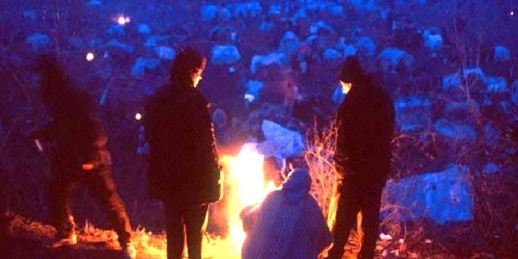 Hebrenjtë e kanë ngritur në pelegrinazh holokaustin e tyre në Aushvic dhe i detyrojnë të gjithë politikanët e botës të përkulen aty, kurse shqiptarët e Kosovës, janë kaq të shkujdesur ndaj të kaluarës së tyre?!