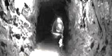 “Me një ton të butë, por që mua më rëndoi si plumbi, ai më tha: ‘Jam unë ai…kam qenë aty atë natë, me grupin që ekzekutoi dajën tuaj Fadilin dhe…”/ Dëshmia e rrallë e ish-ministrit të Punëve të Brendshme