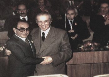 “Nga Fondi i Solidaritetit që ka Sekretariati i Komitetit Qendror për vitin 1989, të vihet në dispozicion për nevoja të partive marksiste-leniniste, një shumë…”/ Urdhri sekret i Ramiz Alisë, 22 shkurt ‘89